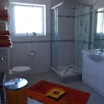 Vakantiehuis Gemuetliches Am Deich Mit Gartenzimmer By Interhome