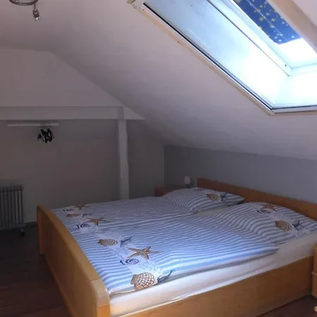 Gemuetliches Am Deich Mit Gartenzimmer By Interhome Holiday home Hennstedt (Dithmarschen)
